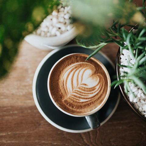 COFFEE TIME | Home vs Café