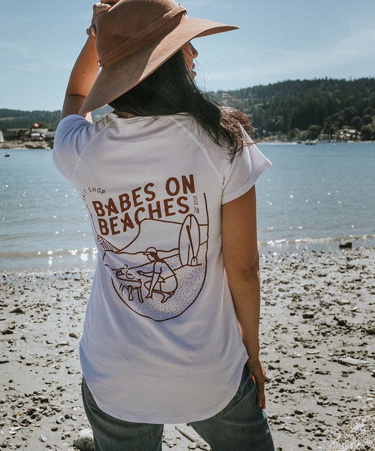 Ula V-Neck Tee | BABES on BEACHES