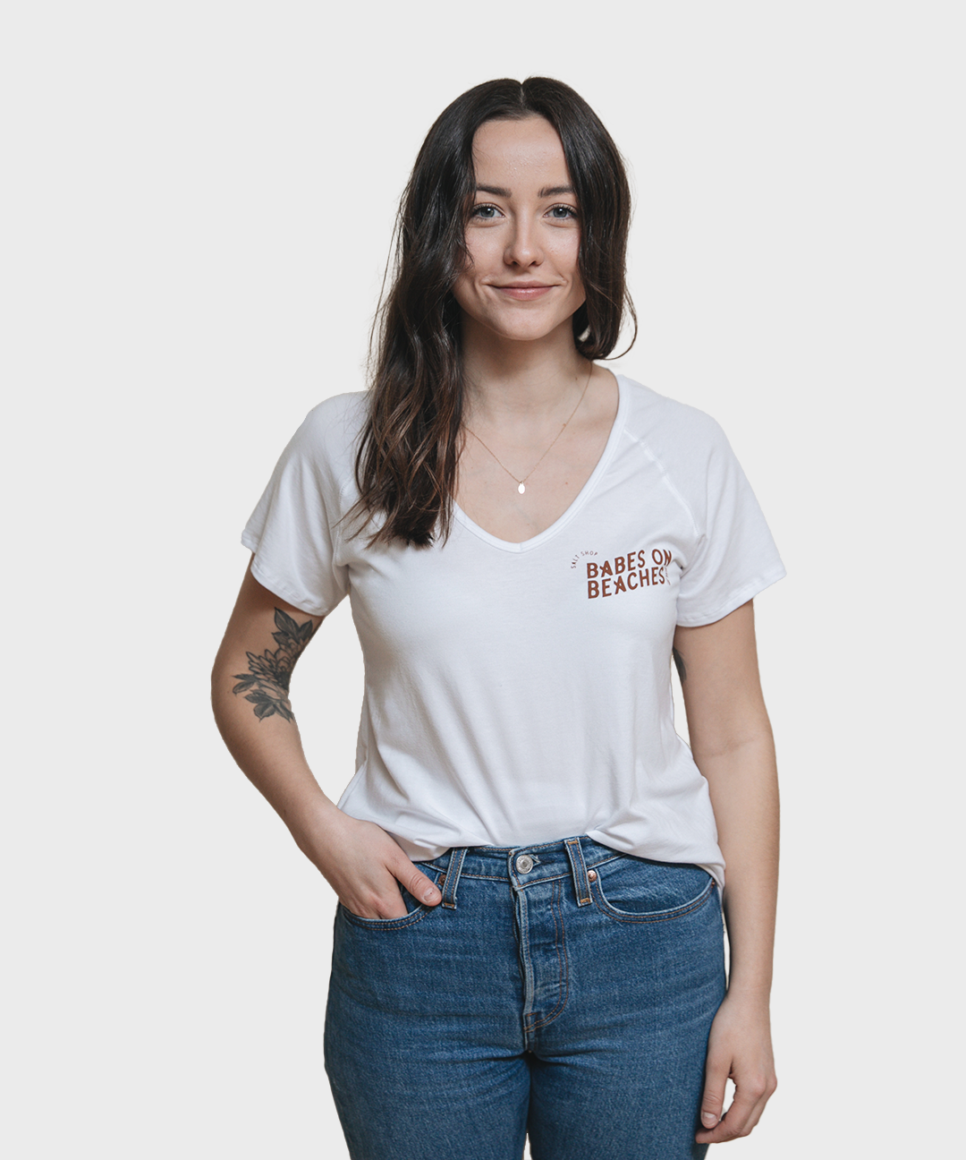 Ula V-Neck Tee | BABES on BEACHES